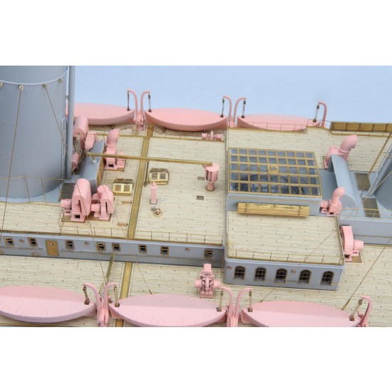 1/200 RMS Titanic Detail-up Deluxe Pack for Trumpeter kits 1/200 RMS Titanic Detail-up Deluxe Pack for Trumpeter kits