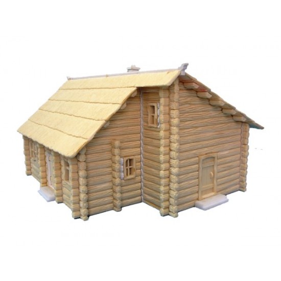 1/72 Russian Log House - Two Story (1 Large Karelian Region Izba House w/Thatch Roof)