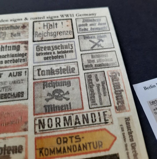 1/48 - 1/35 WWII German Wooden & Rusted Signs