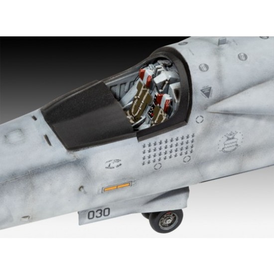 1/72 General Dynamics-Grumman EF-111A Raven 1/72 General Dynamics-Grumman EF-111A Raven