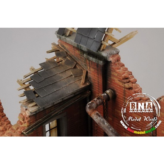 1/35 Factory Ruin with Steam Boiler