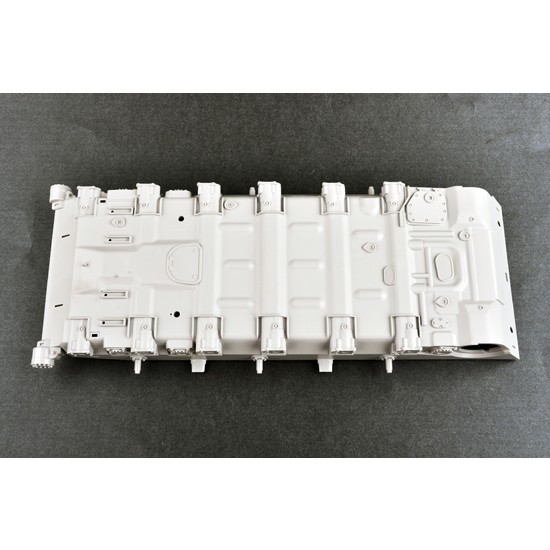 1/16 Russian T-72B MBT 1/16 Russian T-72B MBT