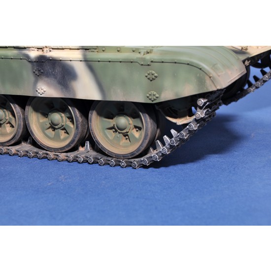 1/16 Russian T-72B MBT 1/16 Russian T-72B MBT
