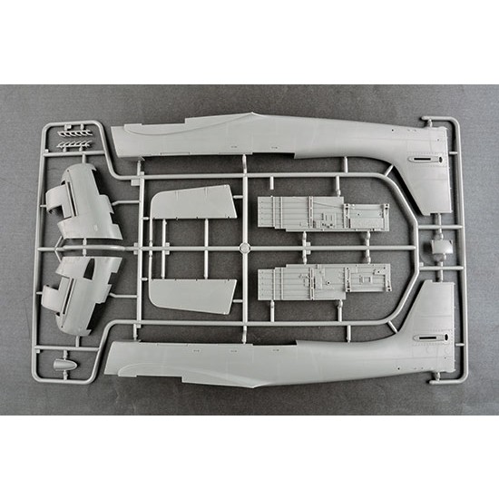 1/24 Junkers Ju-87R Stuka 1/24 Junkers Ju-87R Stuka