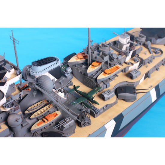 1/200 WWII German Battleship Bismarck 1/200 WWII German Battleship Bismarck
