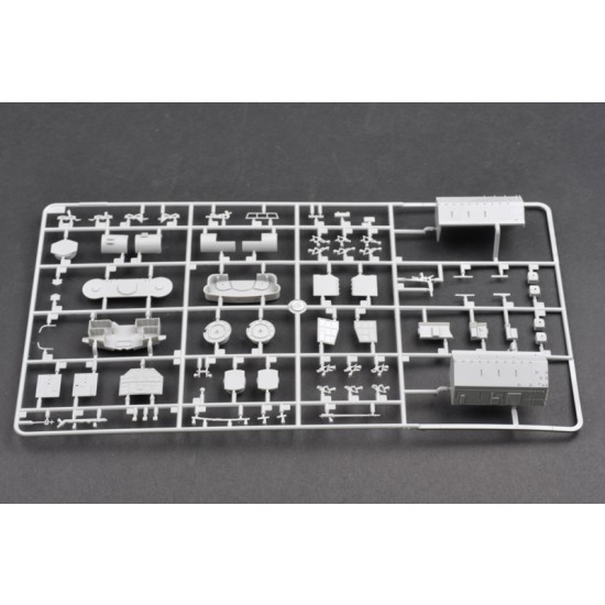 1/200 WWII German Battleship Bismarck 1/200 WWII German Battleship Bismarck