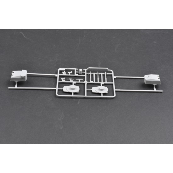 1/200 WWII German Battleship Bismarck 1/200 WWII German Battleship Bismarck