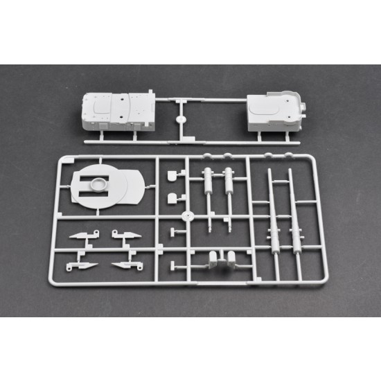 1/200 WWII German Battleship Bismarck 1/200 WWII German Battleship Bismarck