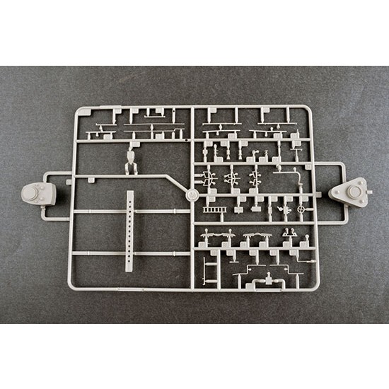 1/200 German Scharnhorst Battleship 1/200 German Scharnhorst Battleship