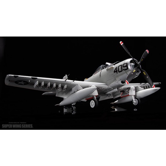 1/32 US Navy Douglas A-1H Skyraider 1/32 US Navy Douglas A-1H Skyraider