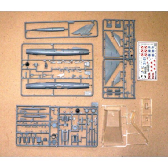 1/72 Soviet Fighter Mikoyan-Gurevich MiG-21bis Fishbed L 1/72 Soviet Fighter Mikoyan-Gurevich MiG-21bis Fishbed L
