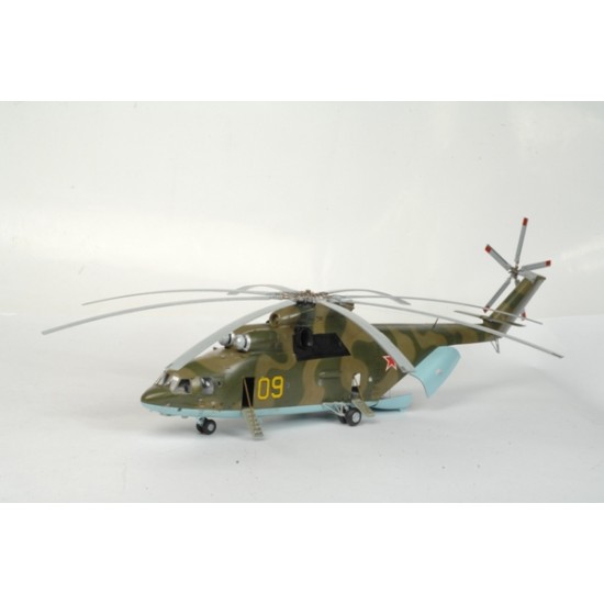 1/72 Russian Heavy Helicopter Mil Mi-26 Halo 1/72 Russian Heavy Helicopter Mil Mi-26 Halo
