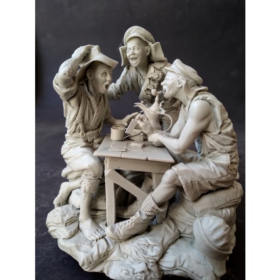 1/16 Anzac, Gallipoli Trio at Rest (3 figures, base & accesories)