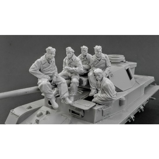 1/35 Panzer IV Crews (5 figures)