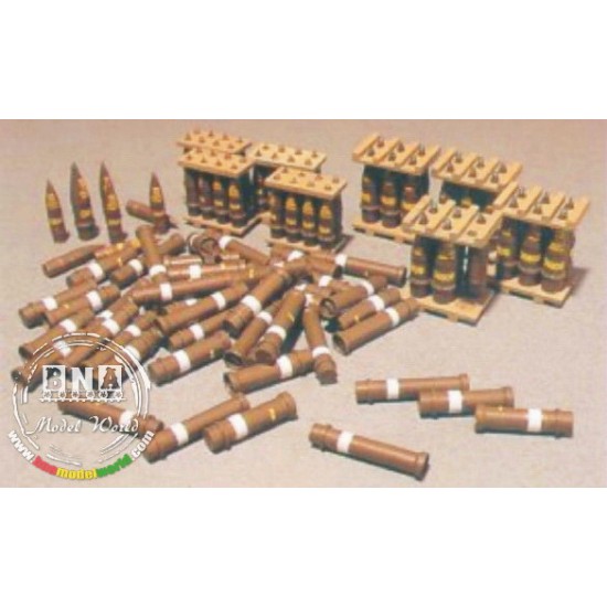 1/35 105/203mm Howitzer Round & Storage Case