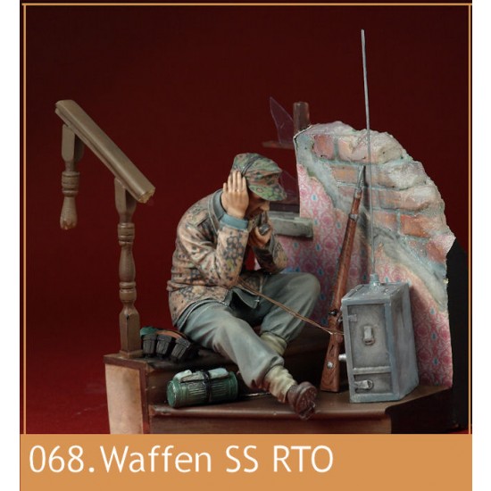 1/16 WWII German Waffen SS RTO (1 Figure)