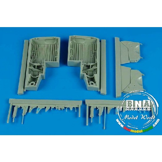 1/32 Republic P-47D Thunderbolt Wheel Bay for Hasegawa kit