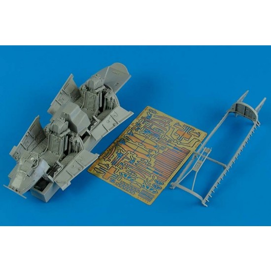 1/32 Sukhoi Su-27UB Flanker C Cockpit Set for Trumpeter kits 