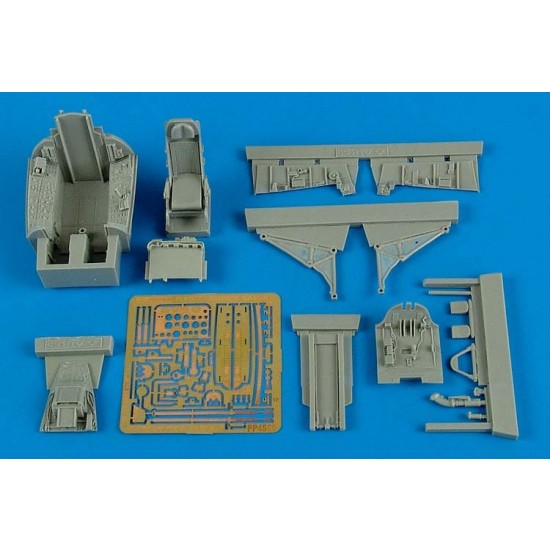 1/48 North-American F-100C Super Sabre - early Cockpit Set for Trumpeter kits