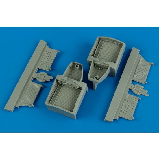 1/48 Vought F4U-4 Corsair Wheel Bay for HobbyBoss kits 