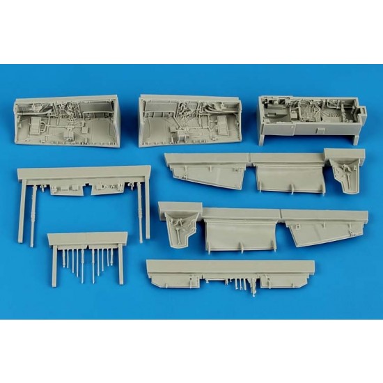 1/48 Sepecat Jaguar Wheel Bay for Kittyhawk Model kits 
