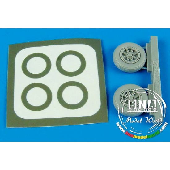 1/72 Grumman TBM Avenger Wheel & Paint Masks for Hasegawa kit