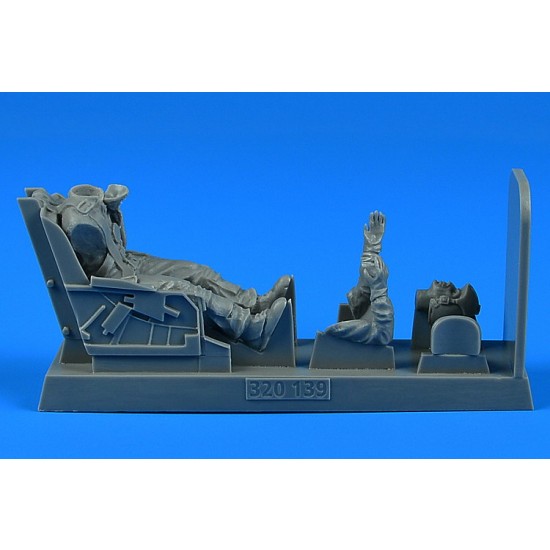 1/32 USAF F-86 Sabre Fighter Pilot with Ejection Seat for Kinetic/Hasegawa/Italeri kits