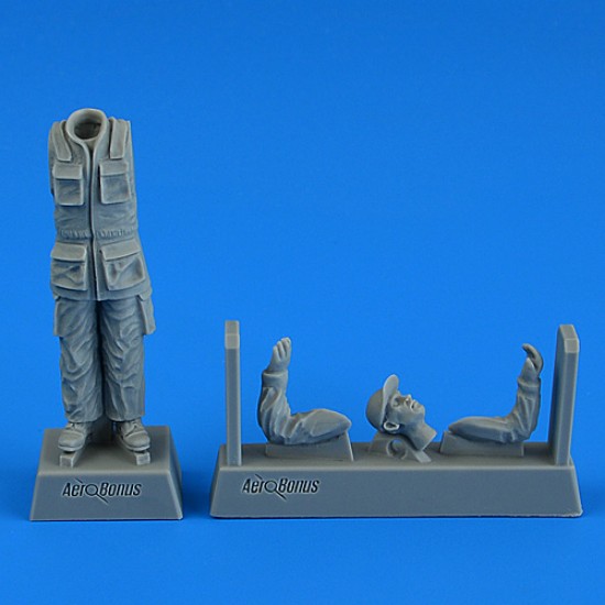1/32 Korean War USAF Aircraft Mechanic