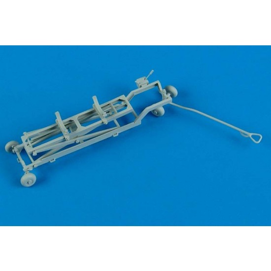 1/48 Soviet Weapons Loading Cart