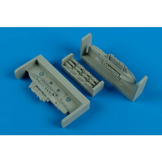 1/48 US Navy Triple Ejector Bomb Rack TER-7 (A/A37B-5) 