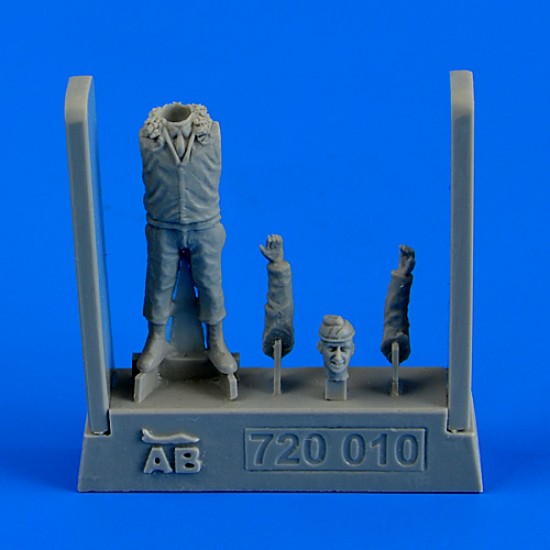 1/72 USAF Fighter Pilot in Korean War 1950-1953 (1 Resin Pilot)