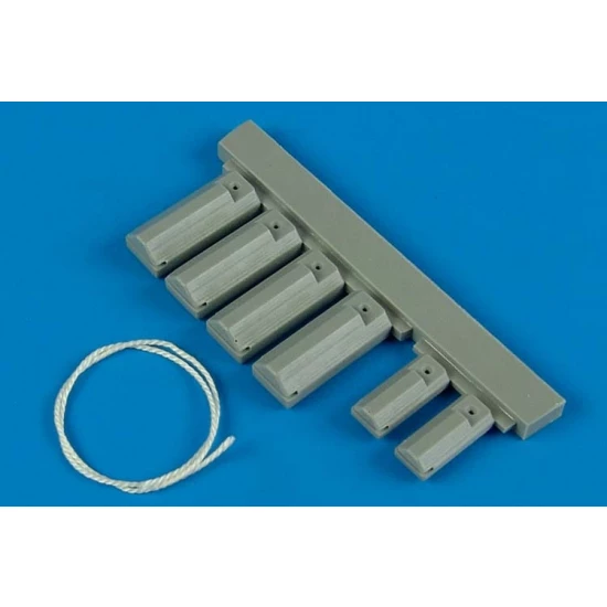 1/32 USAF Wheel Chock with Nylon Thread