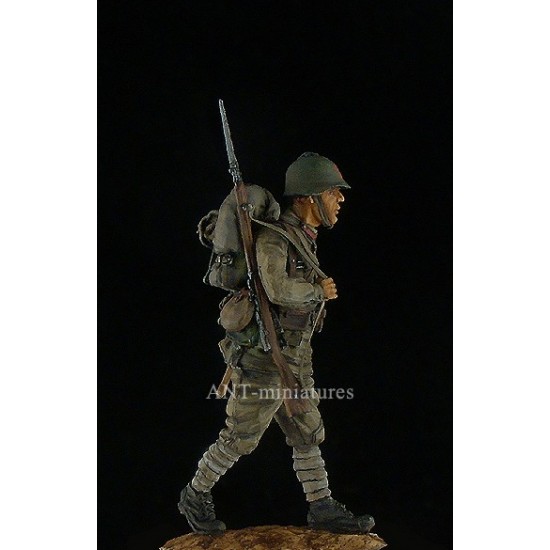 1/35 Soviet Soldier 1939-1941 No.3 (1 figure)
