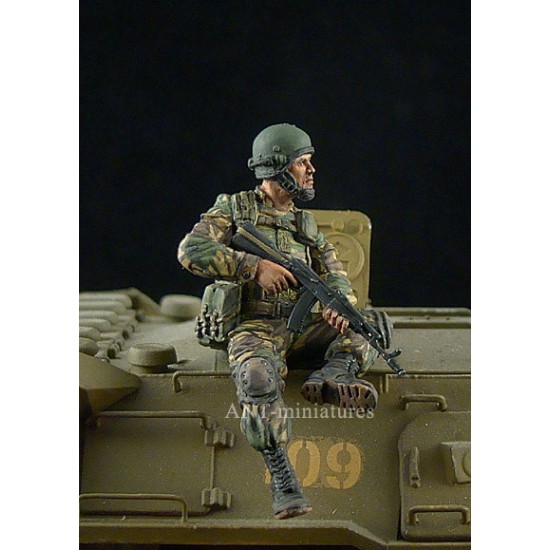 1/35 Russian Spetsnaz FSB Officer No.3 (1 figure)