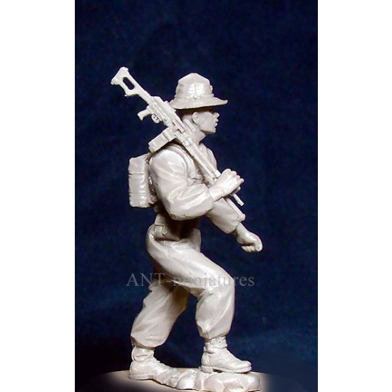 1/35 Soviet Airborne Gunner in Afghanistan, 1979-1989 (1 figure)