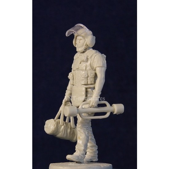 1/35 German SEK Operator (1 figure)