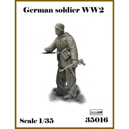 1/35 WWII German Soldier