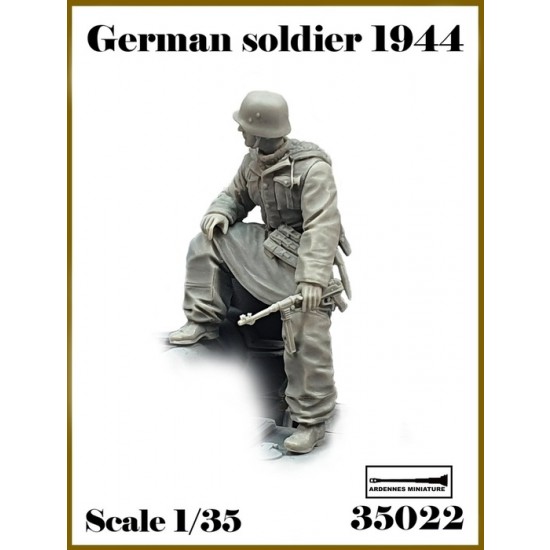 1/35 German Soldier 1944