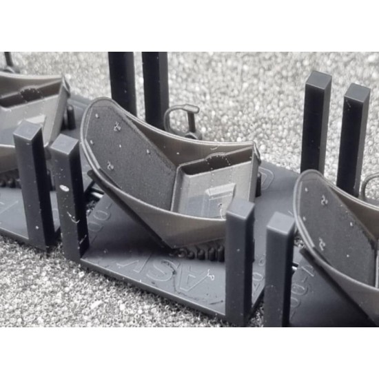 1/48 A-20G Havoc / Boston III Seat with Flight Control Column Handlebars for HK Models