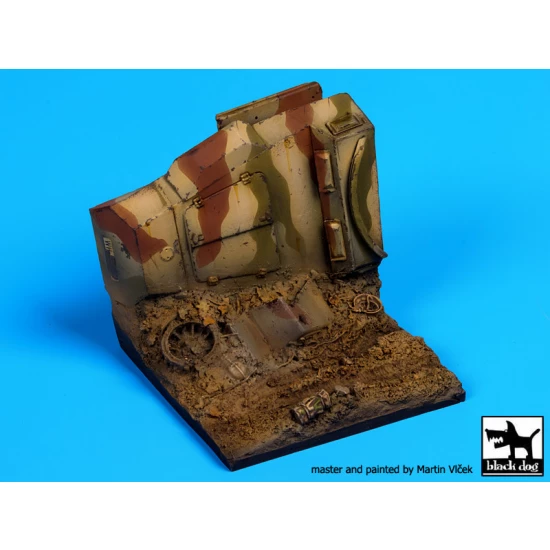 1/35 Destroyed SdKfz 250 Base (70mm x 70mm)