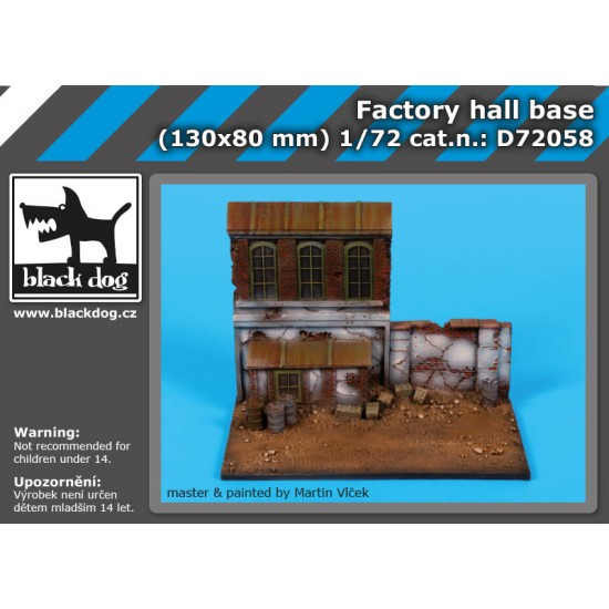 1/72 Factory Hall Base (130 x 80mm)