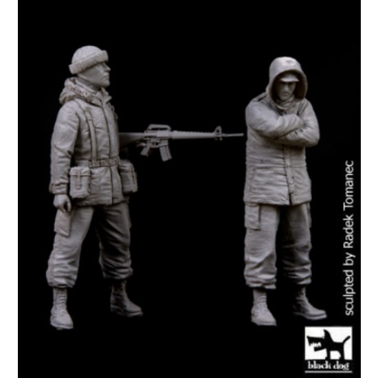 1/35 British Marines & Argentine Soldier in Falklands War 1982 (2 resin figures)