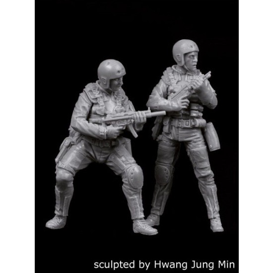 1/35 Navy Seals Set 2 (2 Figures)