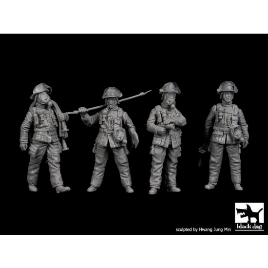 1/35 Firemen Big Set (4 figures)