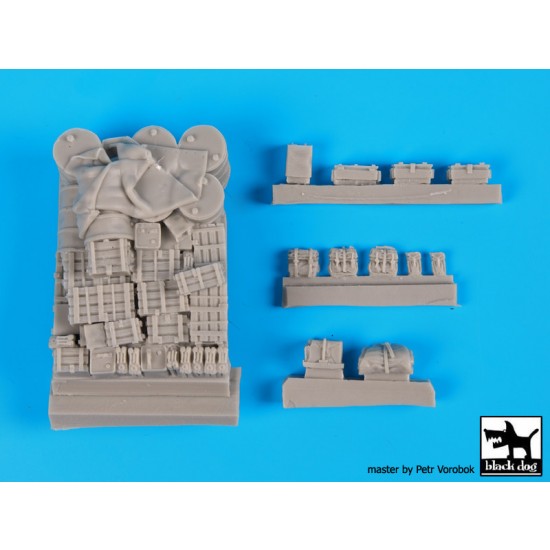 1/72 Diamond T 968 Cargo Truck Stowage Set for IBG Models 72019/72020/72021/72022 kit