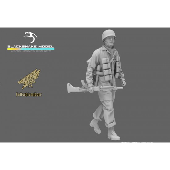 1/35 WWII German Paratrooper Rifleman with FG42