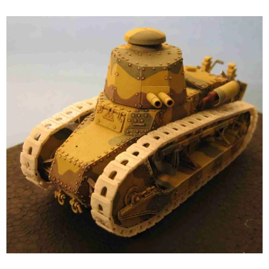 1/35 Italian Light Tank FIAT 3000 Tracks