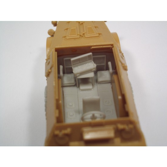 1/72 Italian Armoured Car Autoblinda AB-41 Conversion Set