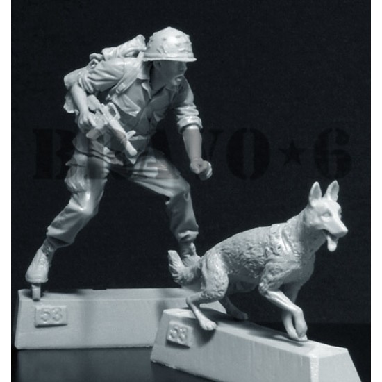 1/35 US Army Infantry Vol.4 K-9 Scout Team (1 figure + 1 dog, with decals)