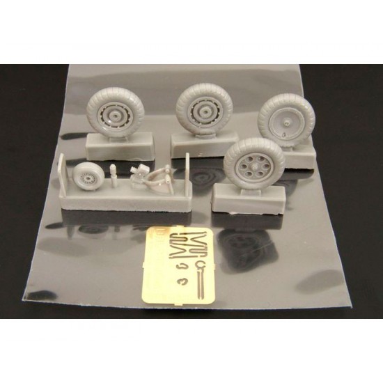 1/48 Fw190 Early -Late Wheels
